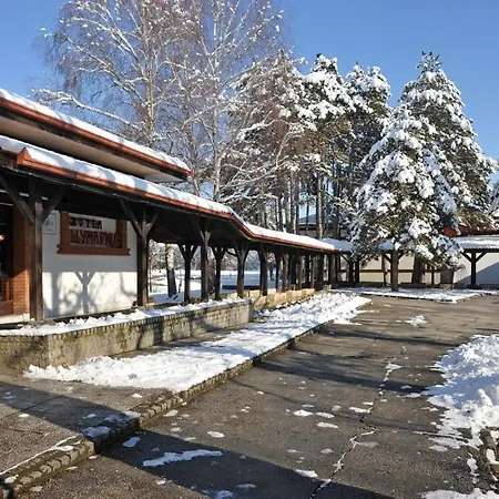 Sumarice 3* クラグイェヴァツ